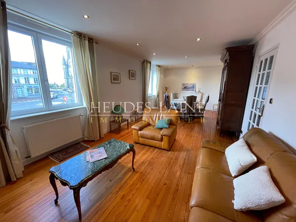 A LOUER : Appartement Avranches 4 pièces 102 m2 