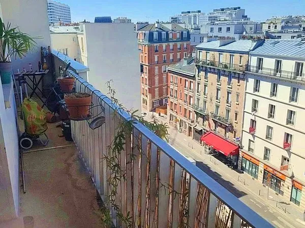 Loue chambre 12m² - appartement 45m² - Paris 15ème 