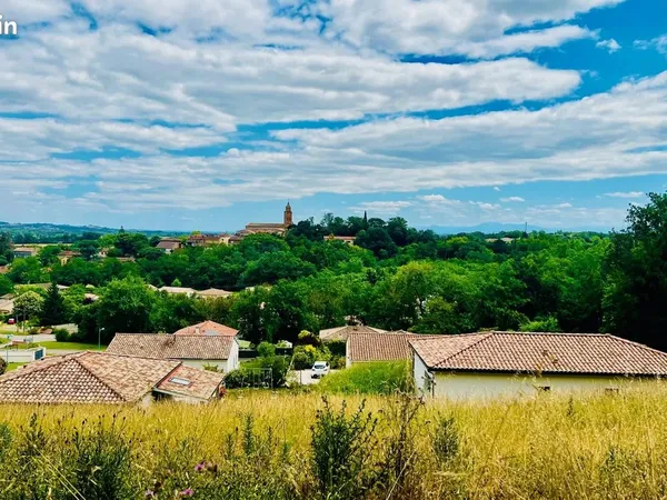 Terrain 1758 m² Miremont 