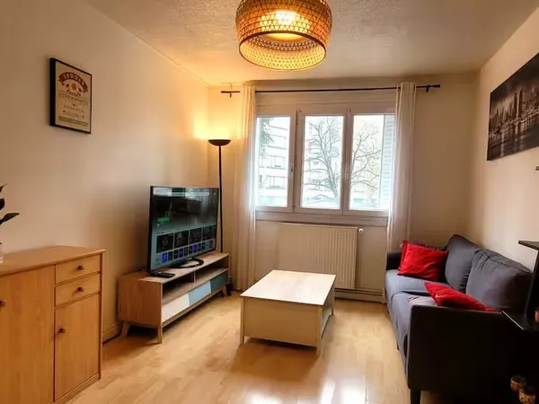 Appartement 3 chambres - 70m2 - Proche Caserne de Bonne 