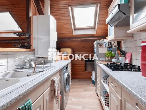 Appartement 2 pièces 64 m² 