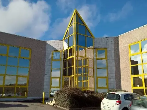 BUREAUX A LOUER 