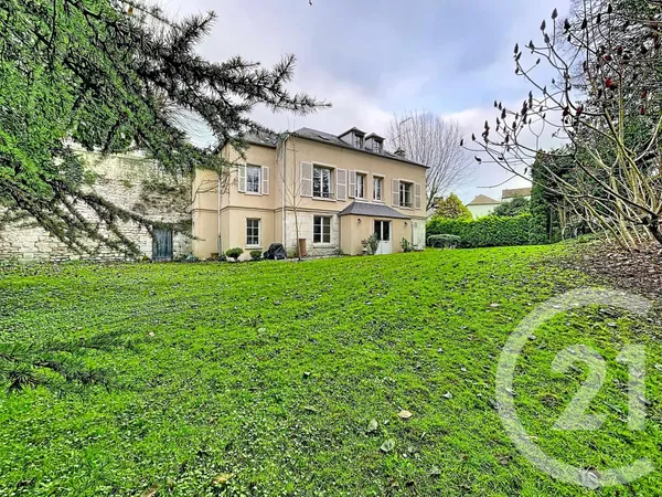 Maison 7 pièces 140 m² 