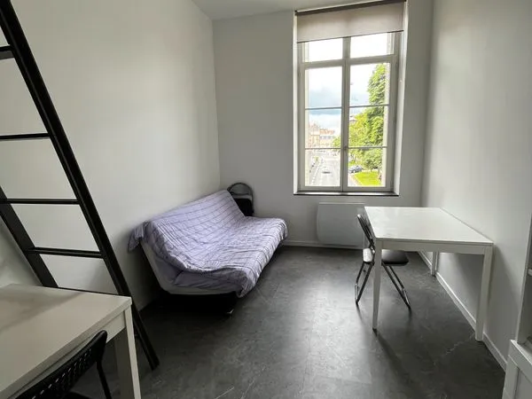Studio refait à neuf à Nancy centre 