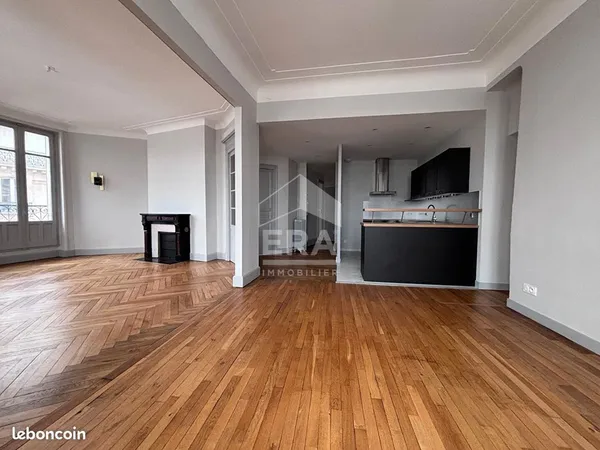 Appartement 5 pièces 105 m² 