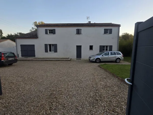 Maison 5 pièces 230 m² 