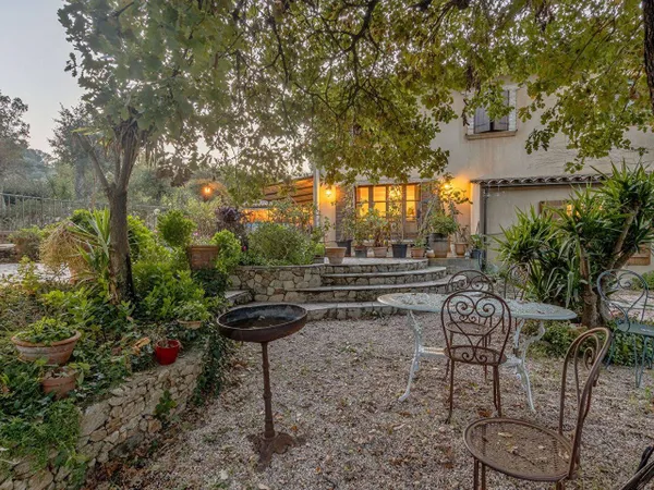 Villa 7 pièces 150 m² 