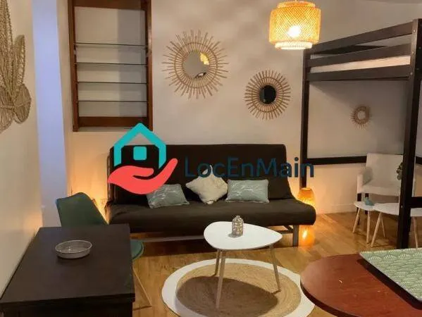 Studio 1 pièce 24 m² 