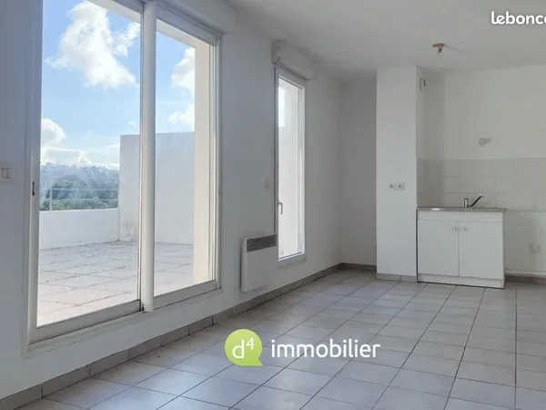 Studio 1 pièce 54 m² 