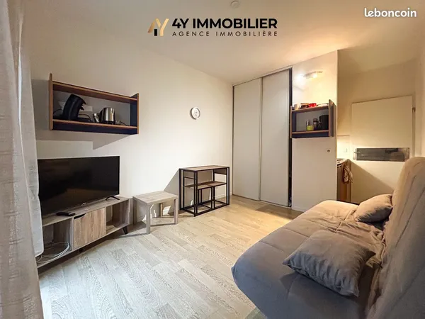 Studio 1 pièce 20 m² 
