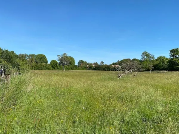 Terrain 575 m² 