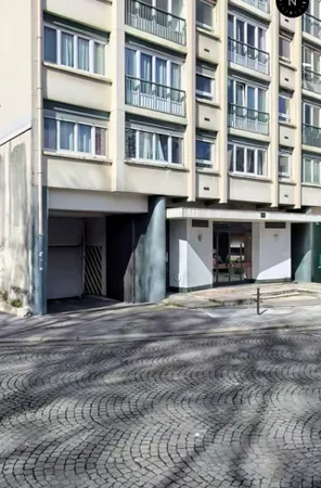 Parking 11 m² 