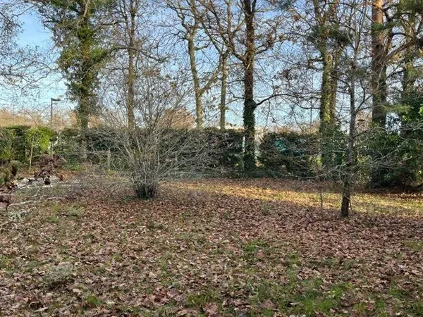 Terrain constructible 725 m² 