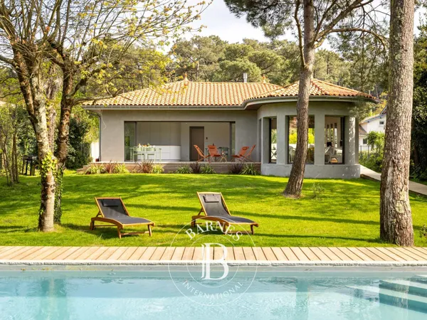 WARHOL - Jolie maison contemporaine avec piscine et grand jardin arboré - Anglet 