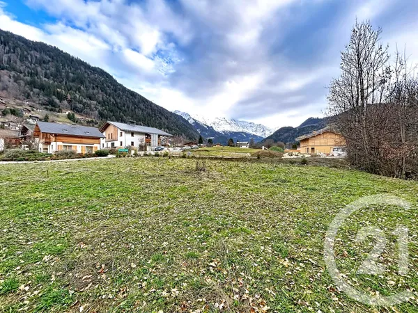 Terrain 2567 m² 