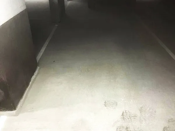 Parking 9 m² 