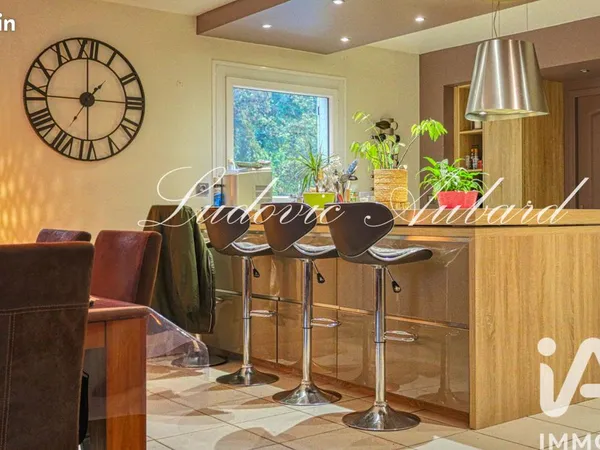 Maison 5 pièces 140 m² 