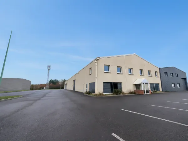 Bâtiment Activité - 1185 m² - Neuvillette Reims 