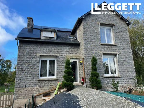 Maison indépendante en pierre de 4 chambres près du centre-ville 