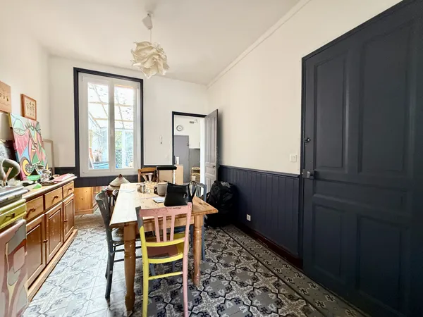 AMIENS - QUARTIER SAINT ACHEUL - 3 CHAMBRES - 1 BUREAU - JA 