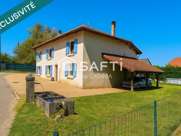 Maison de caractère en pisé - 160 m² - Velanne (38620) 