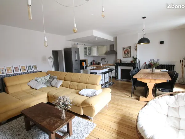 Bel appartement 102m² vieille ville avec jardin 