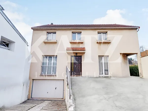 Maison Garches limite Saint-Cloud 