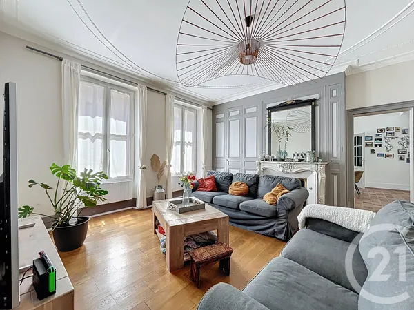 Maison 6 pièces 145 m² 