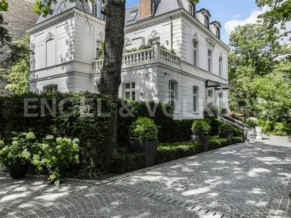 Paris XVI - Luxueuse propriété "La campagne à Paris" - 498m² Carrez 