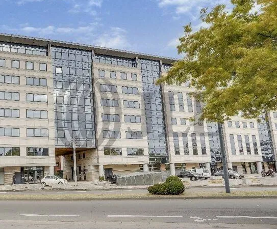 Bureaux 8924 m² 