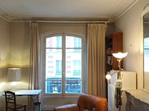 Loue chambre dans appartement 