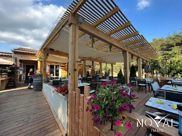 Fonds de commerce 226 m² 