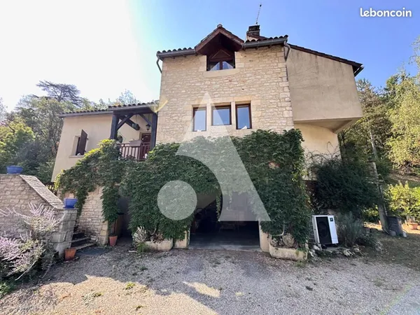 Maison 5 pièces 140 m² 
