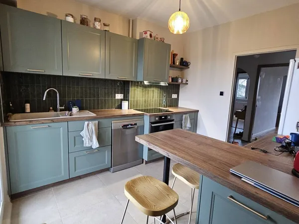 Appartement 4 pièces 102 m² 