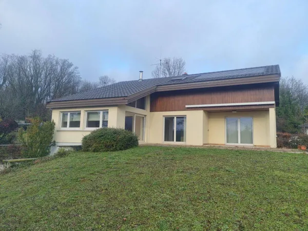 Maison 6 pièces 204 m² 