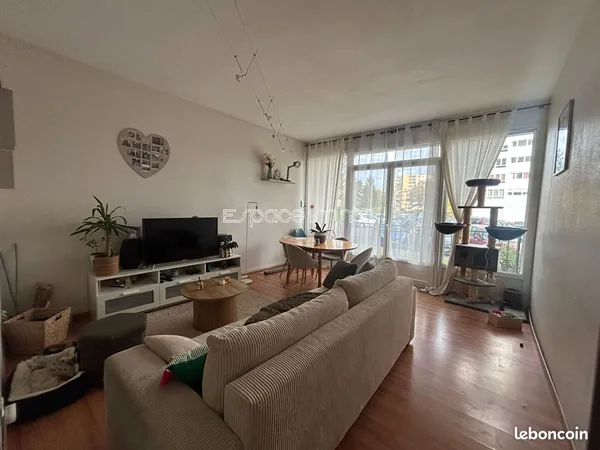 Appartement 2 pièces 57 m² 