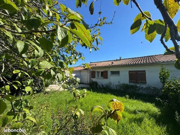 Maison 2 chambres garage et jardin 