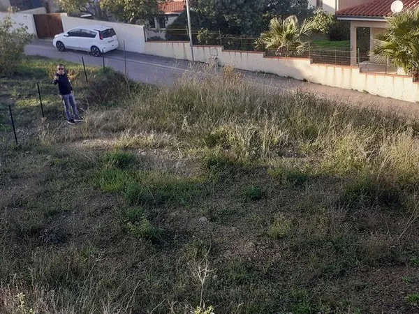 terrain constructible de 994 m2 