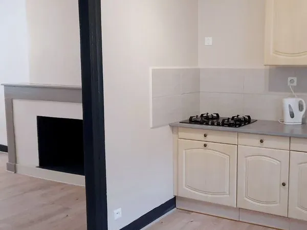 Maison de ville avec cour intérieure - 120 m2 sur 3 niveaux 