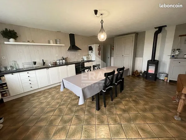 Maison 6 pièces 133 m² 