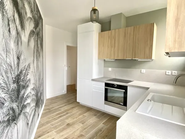 Vends appartement 55m² hyper centre vendu loué