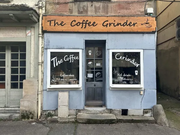 COFFEE SHOP 