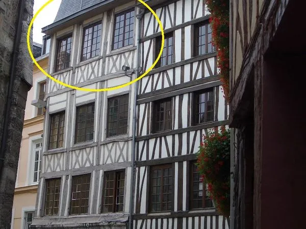 F1 Bis Rouen , Rue St Amand Centre historique 