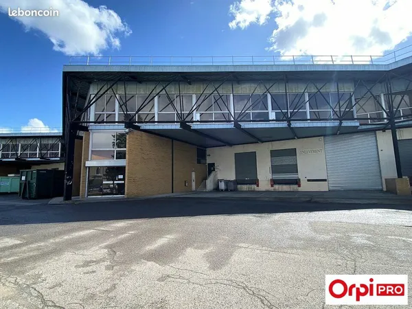 Local d'activité 1 410 m² 
