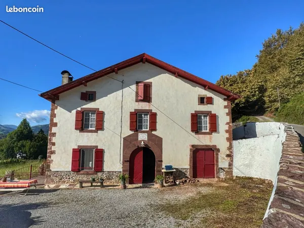 Maison 9 pièces 265 m² 