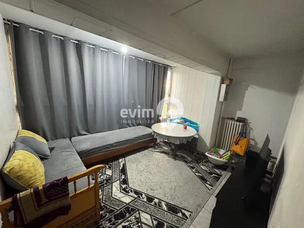 Appartement 2 pièces avec vue imprenable sur la Seine 