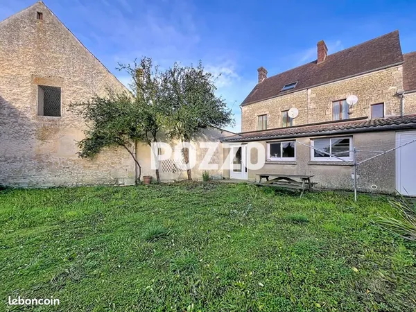Haras 10 pièces 587 m² 