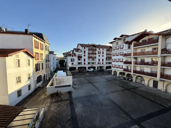 Appartement T3 centre Hendaye avec terrasse 