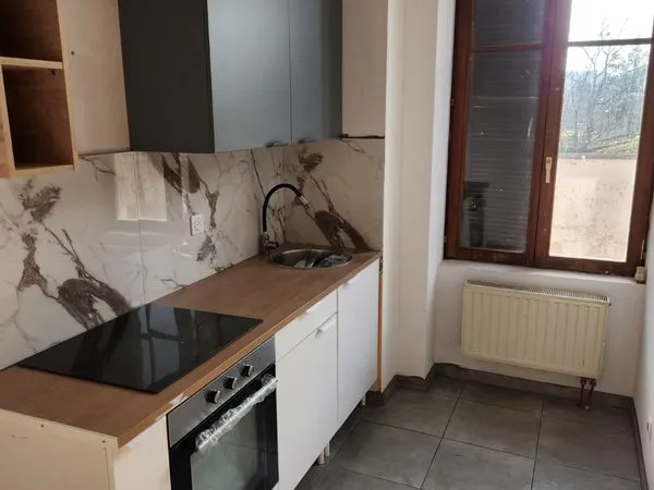 Exclusivité-appartement 2 pièces spacieux et lumineux 