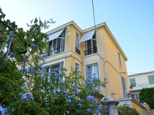 Vends appartement belle époque front de mer 